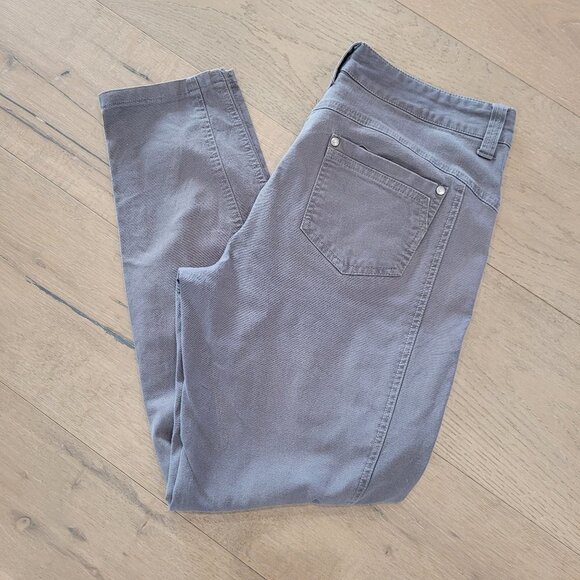 KUHL Pants Women's sz 8S Dark Grey Hiking Crop Mid Rise Tapered Leg Pants - Picture 1 of 9